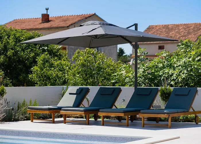 Villa 2olives House