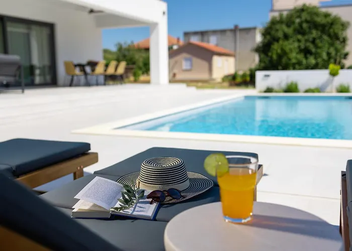 Villa 2olives House