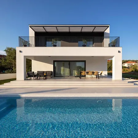 2olives House *