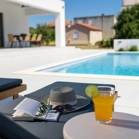Villa 2olives House